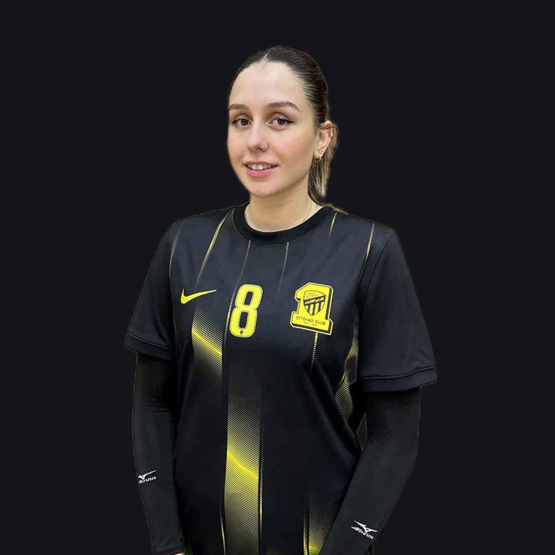 Naz Akyüz